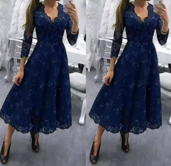 Dark Navy Tea Length Lace V-Neck Mother Of The Bride Dresses 3/4 Long Sleeves Appliqued A Line Formal Wedding Guest Evening Gowns