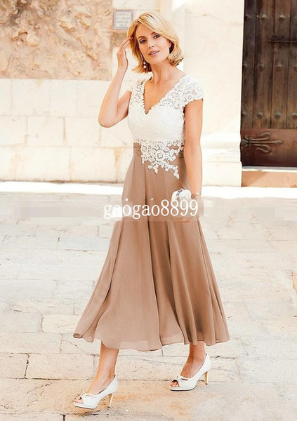 Elegant Chiffon Plus Size Mother Of The Bride Dresses With Short Sleeve V-Neck Lace Groom Pant Suits Gowns For Weddings DTJ