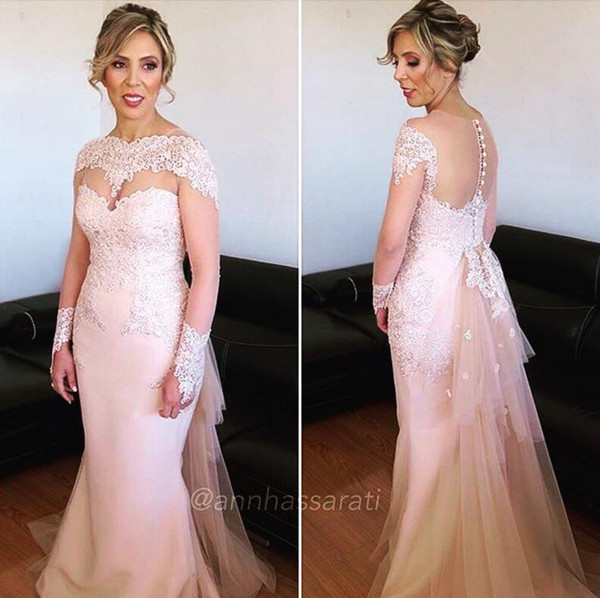 Modern Mother of Bride Groom Dresses Formal Evening Gowns Mermaid Bateau Neck Sheer Long Sleeves With Appliques Detachable Train