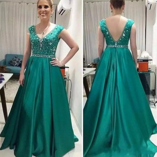 Solovedress Satin A Line V Neck Mother of the Bride Dresses Plus Size Beaded Green Long Formal Evening Party Gowns