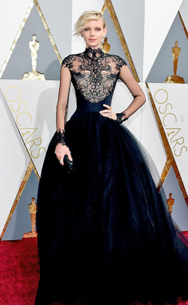 2016 Oscars Awards Dorith Mous Celebrity Dresses with Shee neck Lace A Line Tulle Long Sleeve Navy Blue Formal Evening Party Gowns