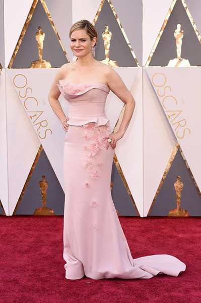 88th Oscar Red Carpet Celebrity Dresses Jennifer Jason Leigh Pink Sheath with Asymetrical Neckline 3D Flowers Decorated Evening Gowns