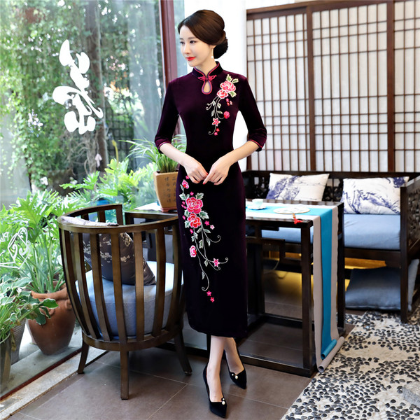 Shanghai Story Chinese Style Dress Vintage Qipao Chinese traditional dress 3/4 Sleeve Long Cheongsam Keyhole Velvet flower embroidery dress