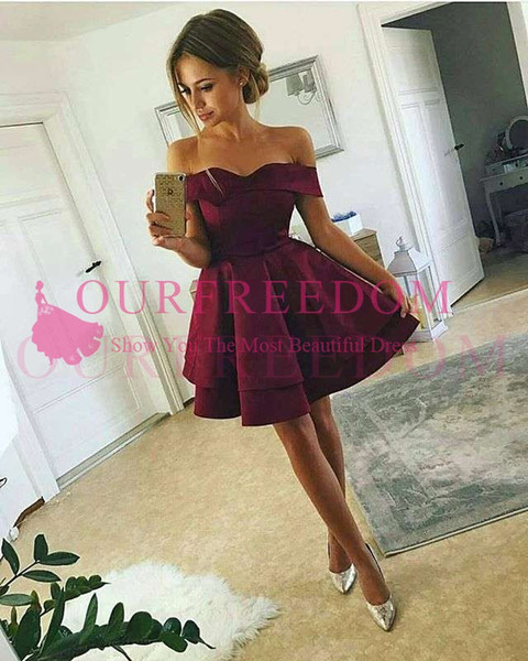 Burgundy Off The Shoulder Cocktail Dresses Tiered Skirts Sweet 16 18 Formal Evening Prom Party Dresses Hot Sale Cheap Homecoming Dress