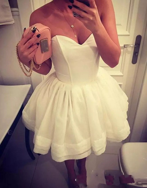 Lovely Sweetheart Neck Mini Short White Cocktail Dresses Homecoming tiered skirt formal prom Party Dresses Special Occasions Dresses