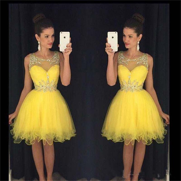 2016 Youthful Scoop Yellow Cocktail Dresses Beaded Backless Prom Party Gowns Empire Homecoming Dress Short Mini