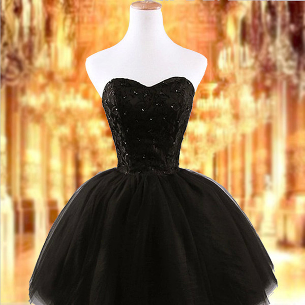 Elegant Sweetheart Beaded Lace Tulle Puffy Short Cocktail Dresses 2018 Hot Sale Black Red Party Dress