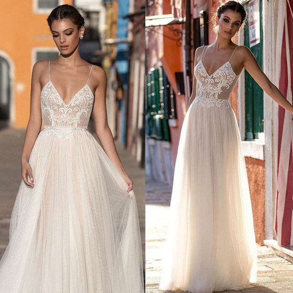 Amazing Evening Dresses A-Line Lace Applique Berta Bohemian Spaghetti Straps V-Neck Backless EveningGown Custom Made Floor Length