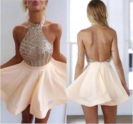 Sexy Short Sparkling Sequins Homecoming Dresses 2018 Halter Neck A Line Knee Length Graduation Gowns Designer Cocktail Gowns Custom CPS507