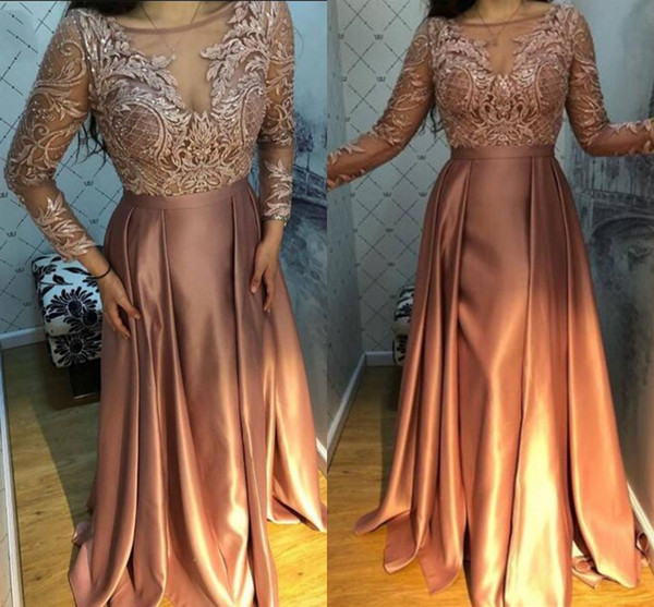 Modest Long Sleeve Evening Dresses Lace Appliqued Top Satin Skirt Long Prom Dress Arabic Formal Mother of Bride Dress