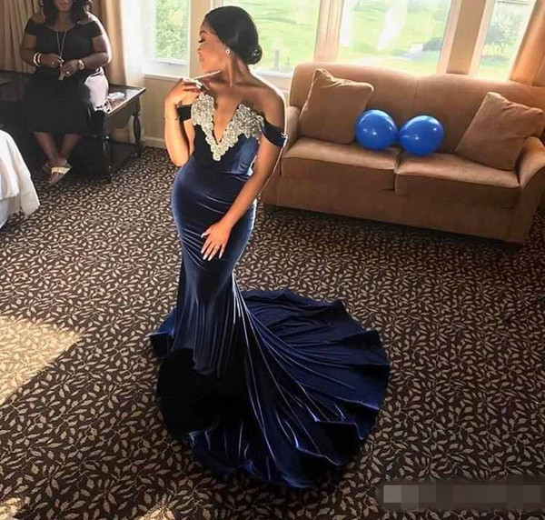 2k19 Sexy Navy Blue Velvet Mermaid Evening Dresses Off The Shoulder Lace Appliques Beaded Formal Prom Party Gown Custom Made