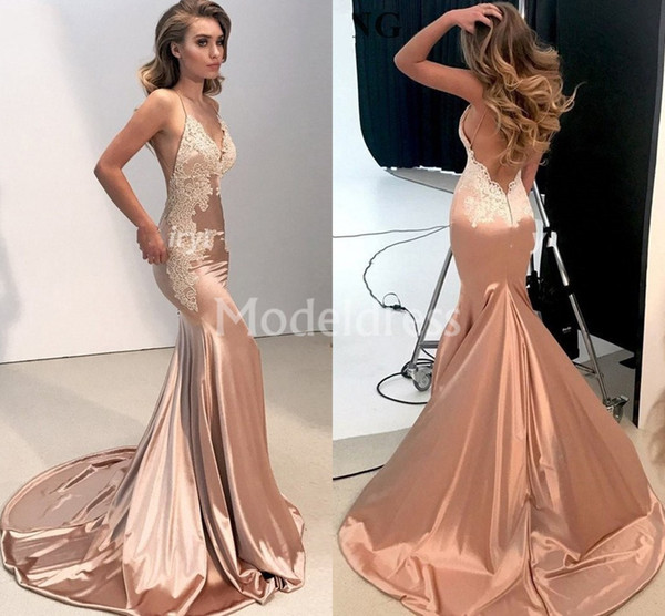 Charming Lace Mermaid Evening Dresses V-Neck Sweep Train Appliques Backless Special Occasion Dress Sexy Formal Party Prom Gowns Vestido