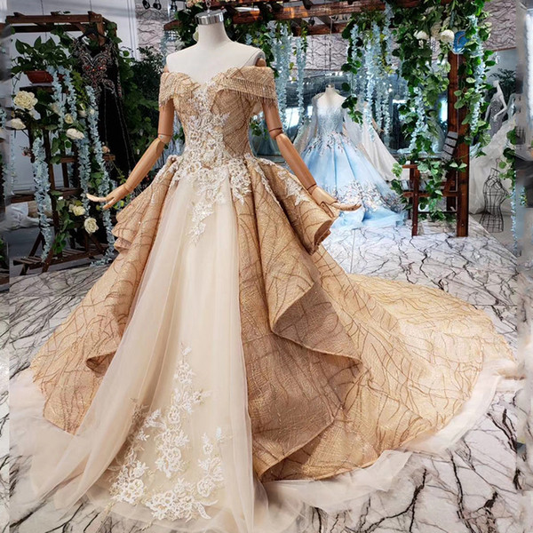 2022Latest Saudi Arabia Evening Dresses Tassel Short Sleeve Backless Lace Up Back Sexy Sweetheart Ruffle Applique Sequins Prom Gowns Garden