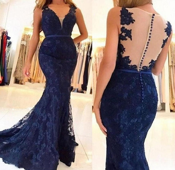 Sexy Lace Mermaid Evening Dresses Deep V-Neck Illusion Cover Buttons Sweep Train Illusion Formal Party Prom Gown Hot Vestidos De Fiesta