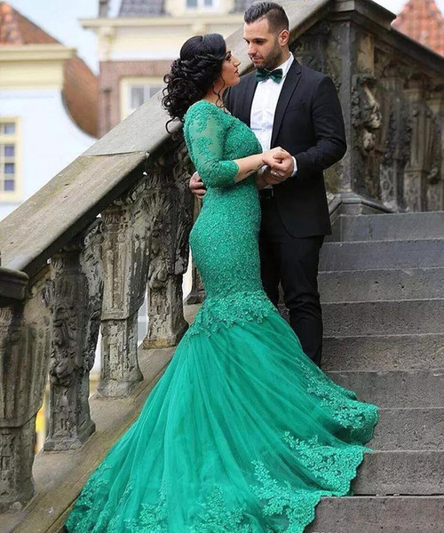 Plus Size Green Vintage V Neck Mermaid Evening Dresses Three Quarter Sleeves Sequined Sweep Train Appliques Formal Prom Gowns