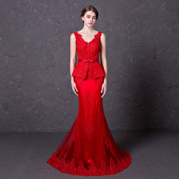 Eleagnt Mermaid Red Evening Dresses V-Neck Sleeveless Lace-up Back Sweep Train Long Prom Dress Evening Wear Applique with Beads