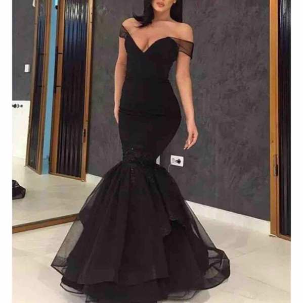 Elegant Off Shoulder Black Evening Party Dresses Sexy Long Prom Dresses V Neck Graduation Dresses Formal Pageant Gowns Lace Applique