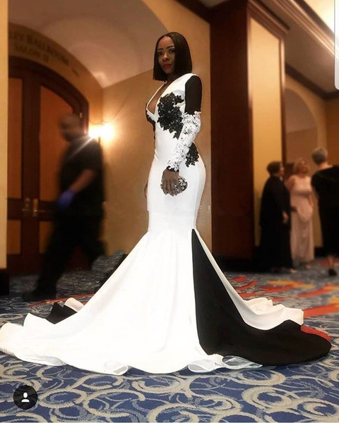 White and Black Satin Mermaid Evening Dresses Deep V Sexy Lace Long Sleeve Party Dresses Appliques Beaded Backless Prom Gowns Z19