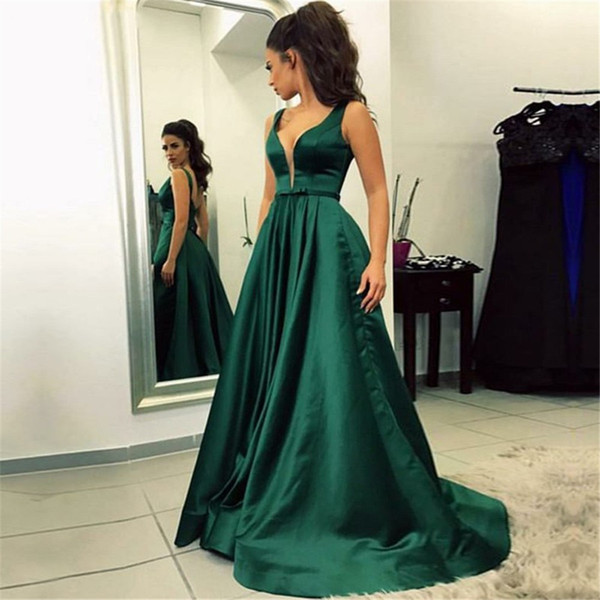 Dark Green Long Stain Evening Dresses V Neck Backless Appliques Formal Prom Party Gowns vestido de noite Plus Size