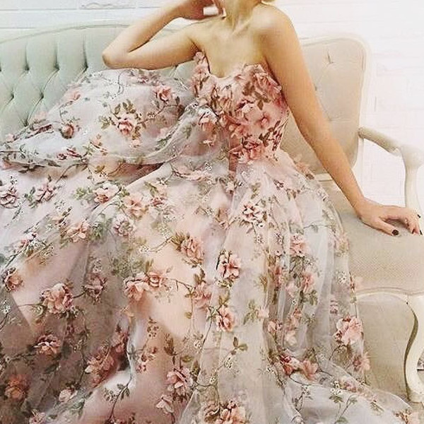 2017 Fairy Ball Gown Evening Dresses with Sweetheart Neck Sleeveless Floor Length Handmade Flowers Printed Vine Pattern Organza Prom Gowns