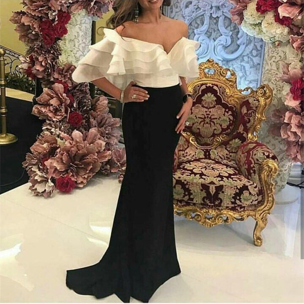 2017 Sheath Evening Dresses with Off-Shoulder Sleeveless White and Black Sweep Train Organza Tiered Ruffles Cheap Party Prom Gowns