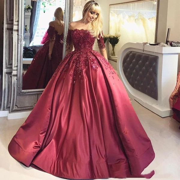 Amazing Burgundy Evening Dress Embroidered Lace Applique Long Sleeves Strapless Beaded Dresses Formal Evening Dress Ball Gown Prom Dresses