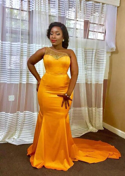 Plus Size African Sexy Evening Dresses New Design Hot Selling Beads One Shoulder Special Occasion Dress Mermaid Prom Party Gowns E030