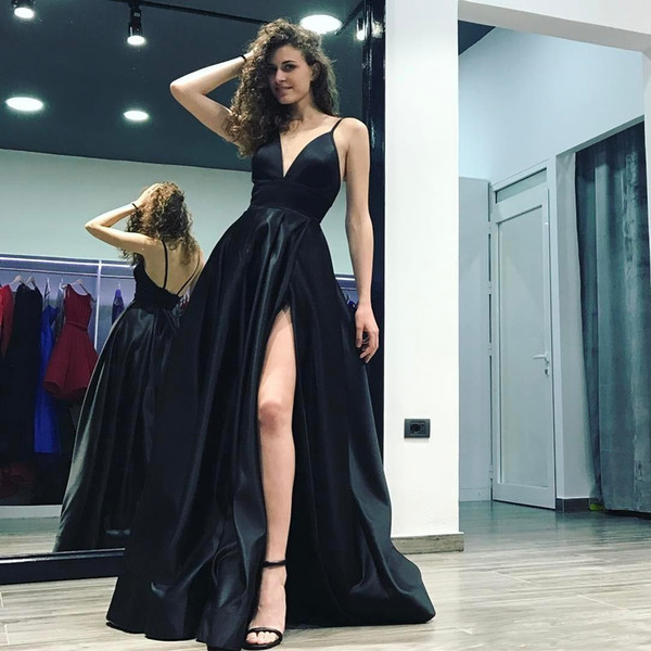 Elegant Black Deep V-Neck A-Line Evening Gowns Spaghetti Straps High Slits Long Backless Court Train Satin Formal Prom Dresses Cheap