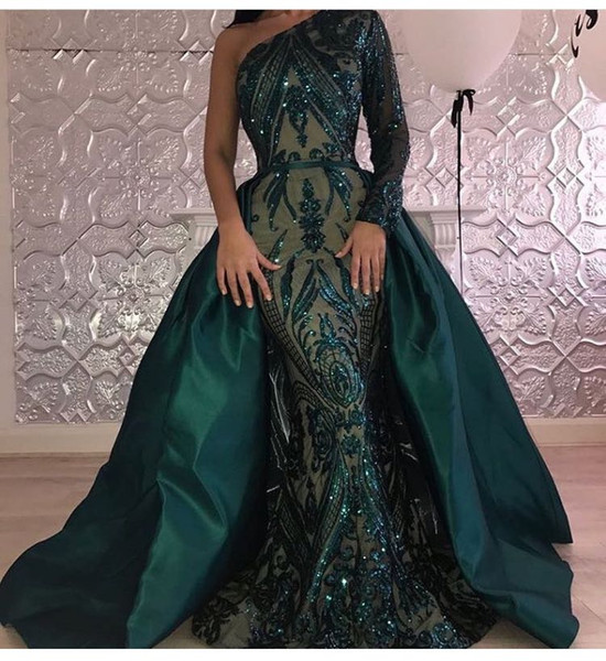 2017 One-Shoulder Ball Gown Evening Dresses Illusion Single Shoulder Sleeve Sequins Floor Length Prom Gowns With A Big Overskirt