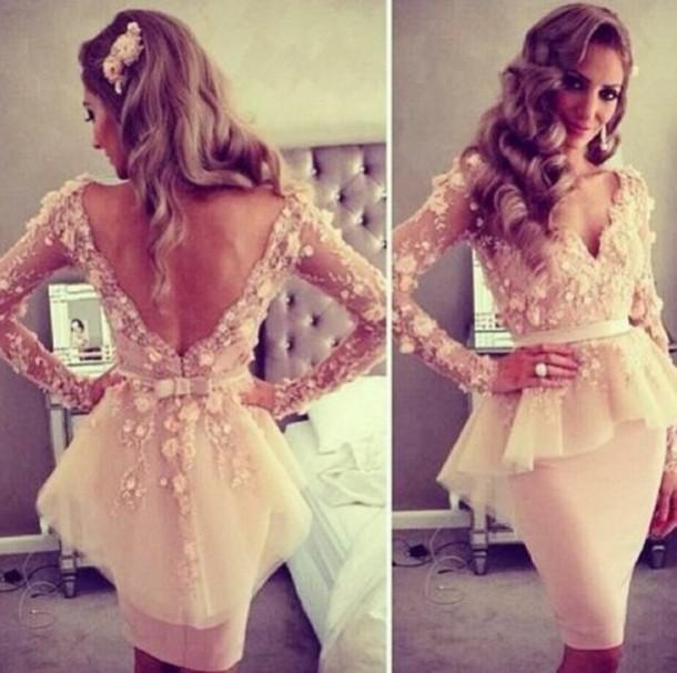 2014 Backless Long Sleeves Evening Gowns Tulle Mermaid Prom Dresses Short Cocktail Dresses With V Neckline Sash Appliques