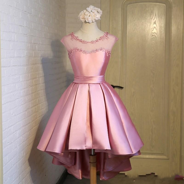Scoop Neck Cocktail Dress applique satin hi-lo knee-length back lace-up Elegant Prom Dress sweet Graduation Party Dress