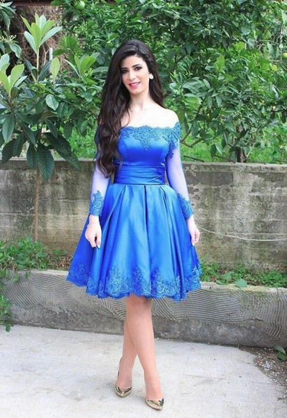 Royal Blue Short Graduation Prom dresses Off the shoulder with long Sleeves Lace Applique Hollow Back Homecoming Party Dress Cheap