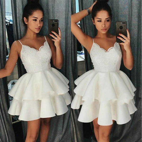 Short Little White Homecoming Dresses Spaghetti Straps Ball Gown Layers Lace Cocktail Dress Mini Prom Gowns For Graduation Party Wear