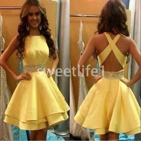 Yellow Crew Neck Homecoming Dresses Criss Cross Back Beaded Crystal Short Mini Girls Graduation Dresses Party Prom Dresses Custom Made