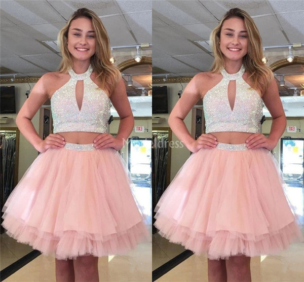 New Arrival Pink Homecoming Dresses Halter Two Pieces Beads Short Prom Dresses Major Beading Special Occasion Dress Mini Cocktail Gowns