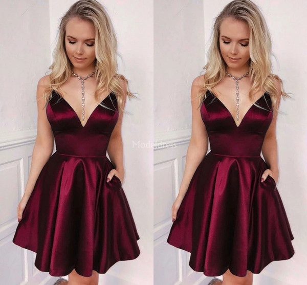 Modern Homecoming Dresses Deep V-Neck Short Formal Party Prom Gowns With Pockets Mini Cocktail Gowns Cheap Special Occasion Dresses Vestidos