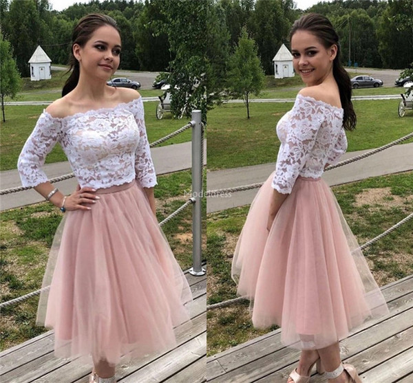 Gorgeous Lace Homecoming Dresses With 3/4 Sleeves Off Shoulder Two Piece Knee Length Special Occasion Dress Country Style Vestidos De Fiesta