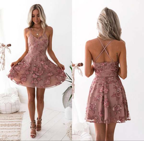 Blush Pink Spaghetti Homecoming Dresses with Floral Appliques Criss Cross Backless Short Cocktail Party Dress Prom Vestido BC0121