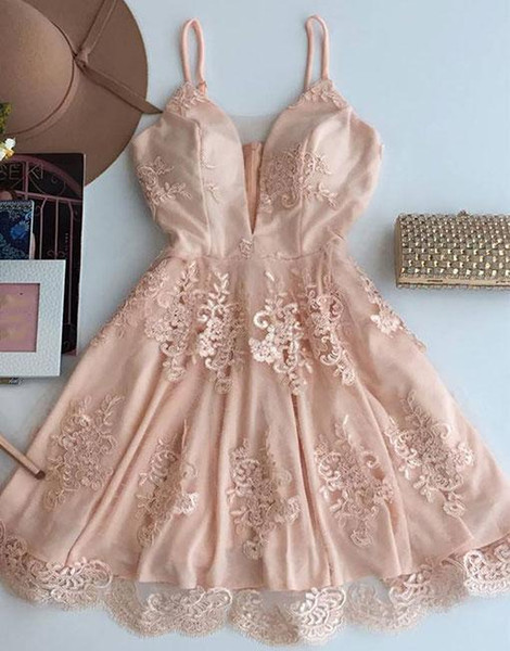 Popular Pink Homecoming Dresses Spaghetti Strap Tulle Lace Appliqued Short Prom Dress Junior Senior Mini Party Gowns