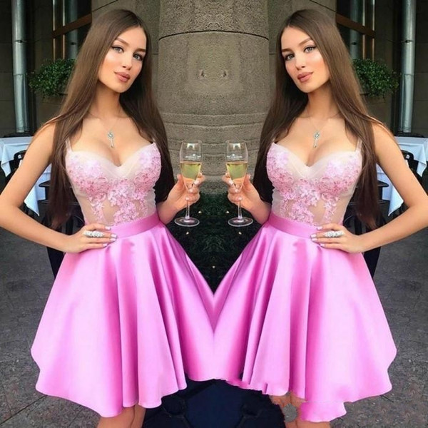 Hot Pink Sweetheart Neck Mini Short Homecoming Dresses Lace Zipper Back Sweet 16 Graduation Dresses Knee Length Party Dresses