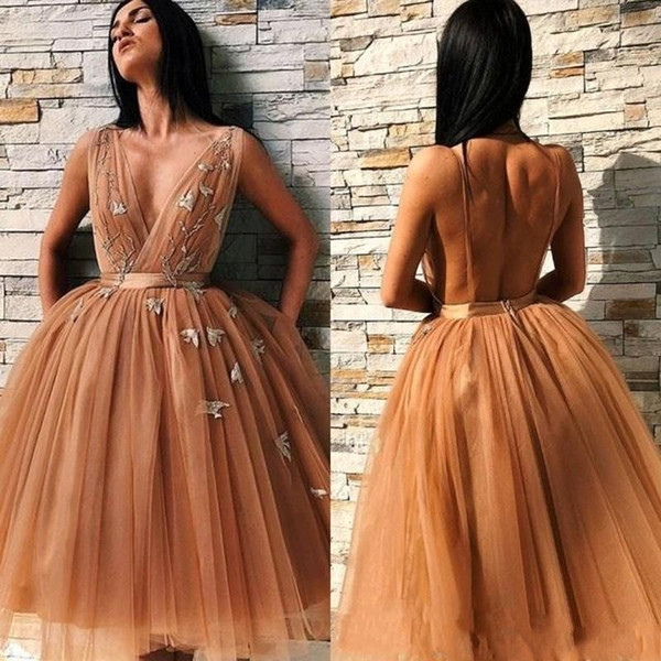 Glitz Bling Gold Tulle Homecoming Dresses A Line V Neck Ruffles Short Prom Gowns Sexy Open Back BC0691