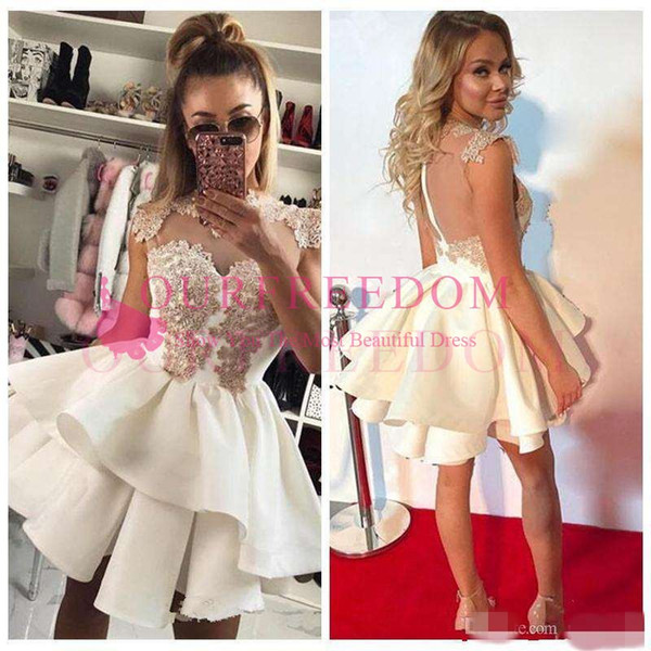Short Cap Sleeves Homecoming Dresses Lace Appliqued Beads A Line Party Cocktail Prom Dress Mini Formal Gowns