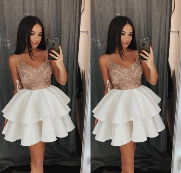 Short Little White Homecoming Dresses Spaghetti Straps Cocktail Dress Mini Tiered Prom Gowns For Graduation Party Wear