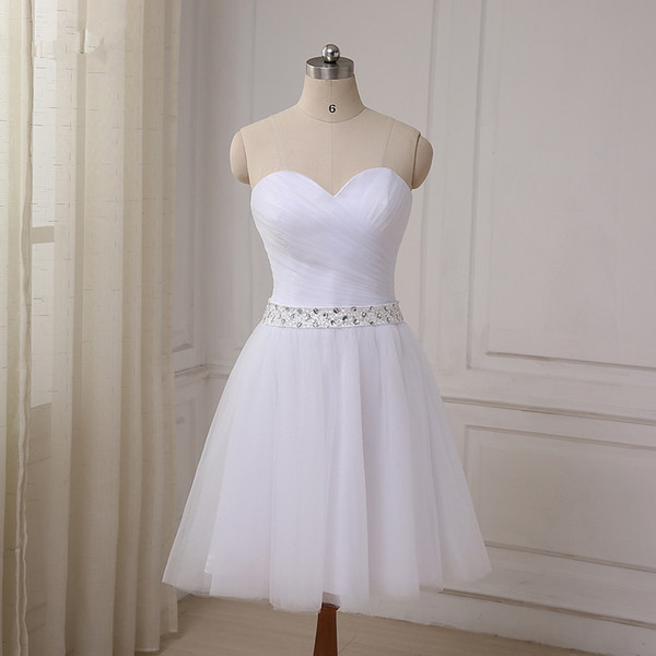 Sweetheart Tulle Ball Gown Homecoming Dresses 2019 Beaded Waist Party Dresses White Short Prom Gowns