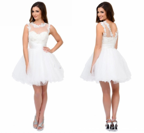 White Short Homecoming Dresses With Sweetheart Sheer Neck And Straps Appliques Tulle Mini Short Party Dress Cute Backless Prom Dresses 86