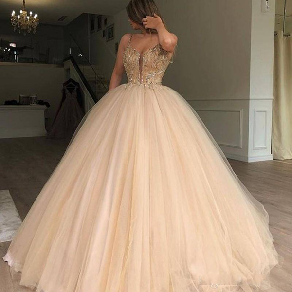 Gorgeous Fluffy Prom Dresses Sexy Spaghetti Straps Beads Sequins Tulle Floor Length evening dresses pageant Celebrity Party dresses