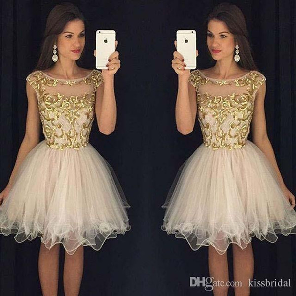 2017 New Cocktail Dress Short Applique Cheap Gold Prom party Dress Jewel Neck Cap Sleeve Zipper Back Homecoming Dresses