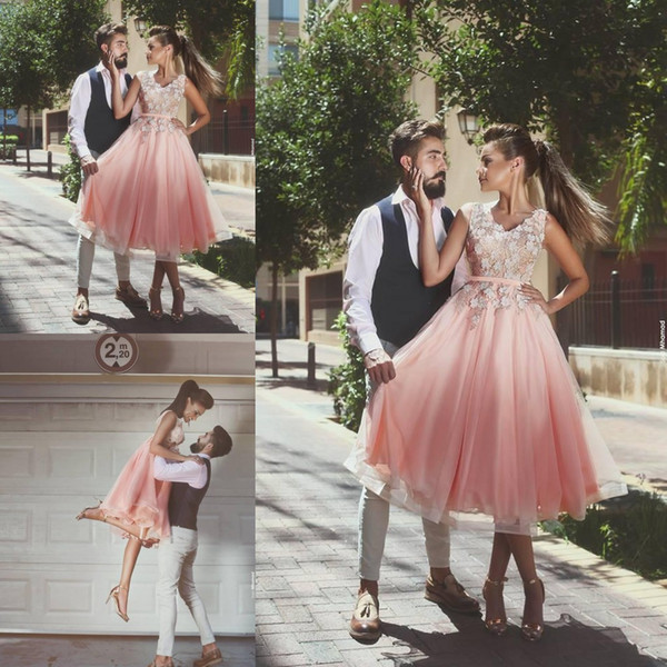 Arabic Tea Length Blush Pink Prom Party Gowns Lace Appliques V-neck Homecoming Cocktail Dresses Tulle A Line Sleeveless 