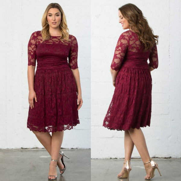 Sunning Burgundy Plus Size Evening Dresses Sheer Jewel Neck Lace Mother Of The Bride Dress With Half Sleeves A-Line Knee Length Formal Gowns