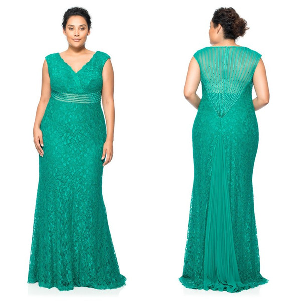 2015 Spring Lace V Neck Sheer Back Plus Size Special Occasion Dresses Sleeveless With Beaded Sweep Train Dresses For Prom Evening EN5298